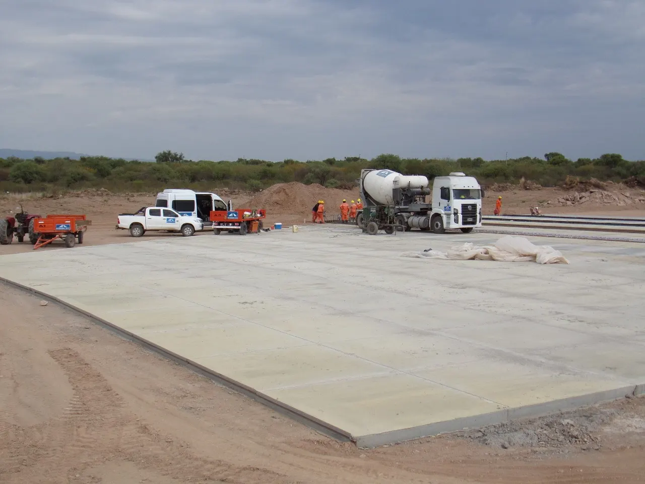 Repavimentación de Pista, Calle de Rodaje y Vehiculares — imagen 9