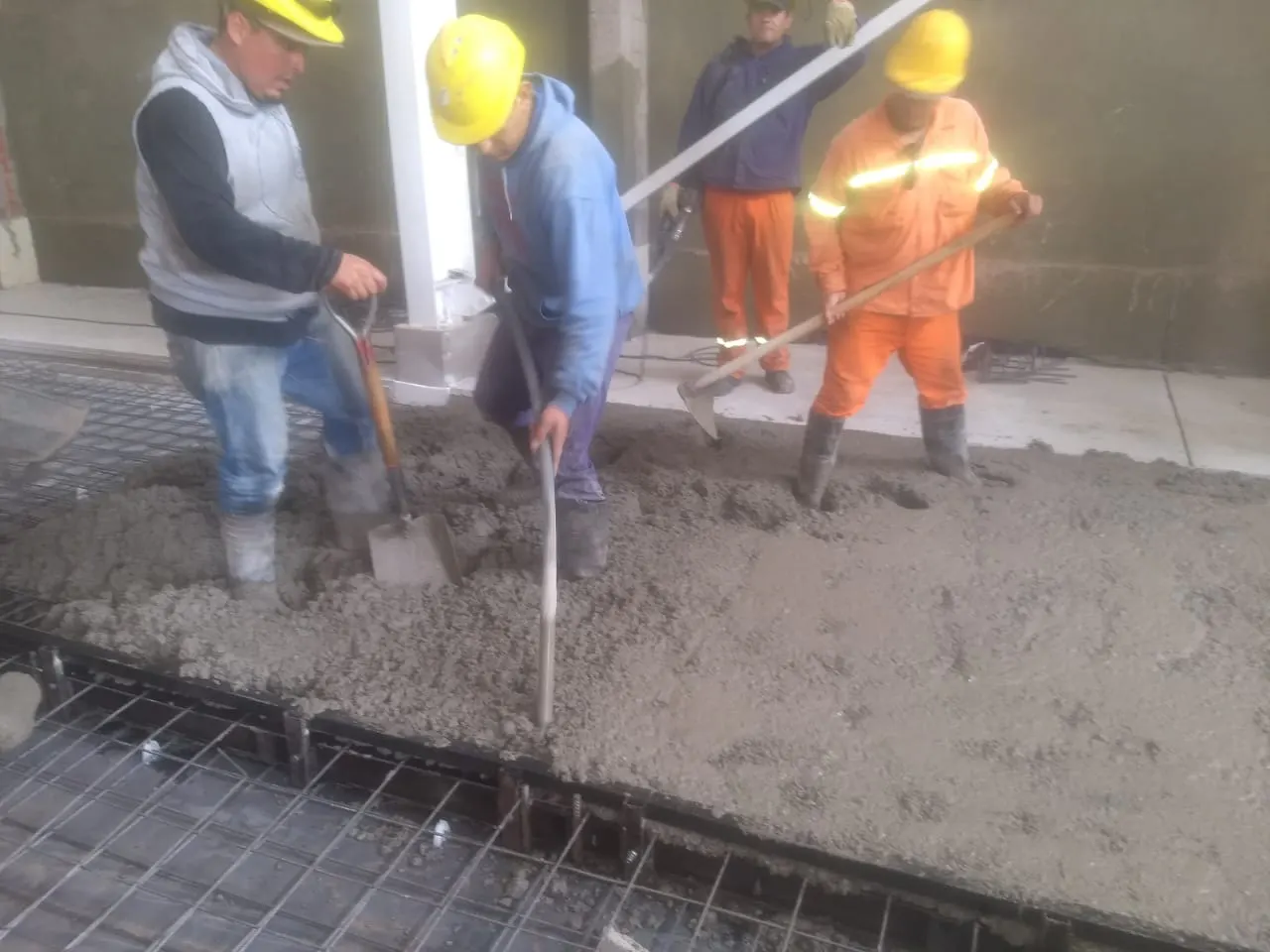 Ejecución de Pavimento y Ampliación Playa de Maniobras — imagen 3